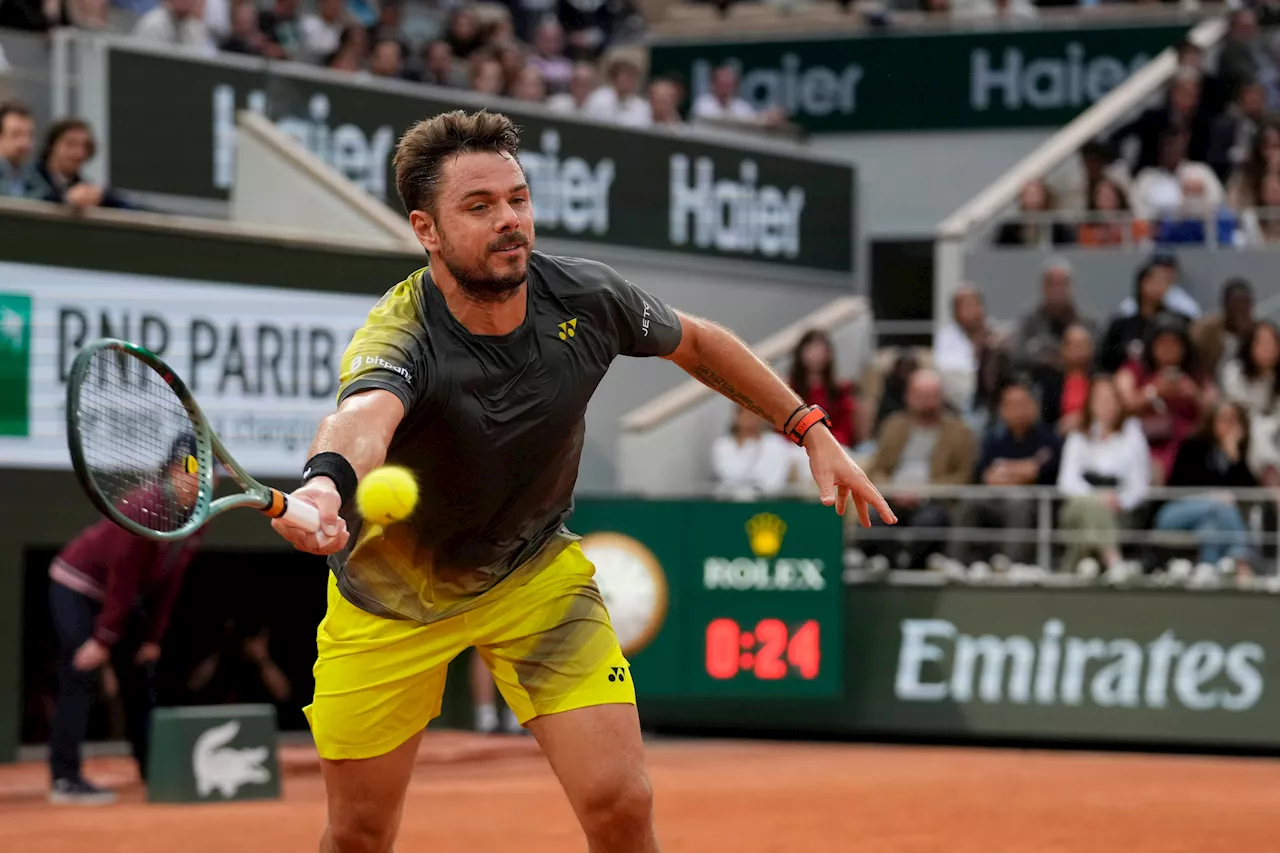 Wawrinka stuns Murray at French Open; Alcaraz, Osaka win