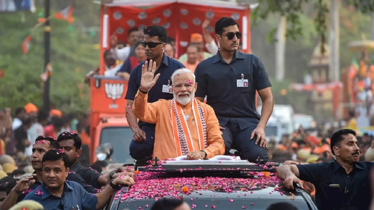 PM Modi Road Show: पीएम मोदी कल कोलकाता में भरेंगे हुंकार, 'बांगालीर मोने मोदी' थीम पर करेंगे रोड शो