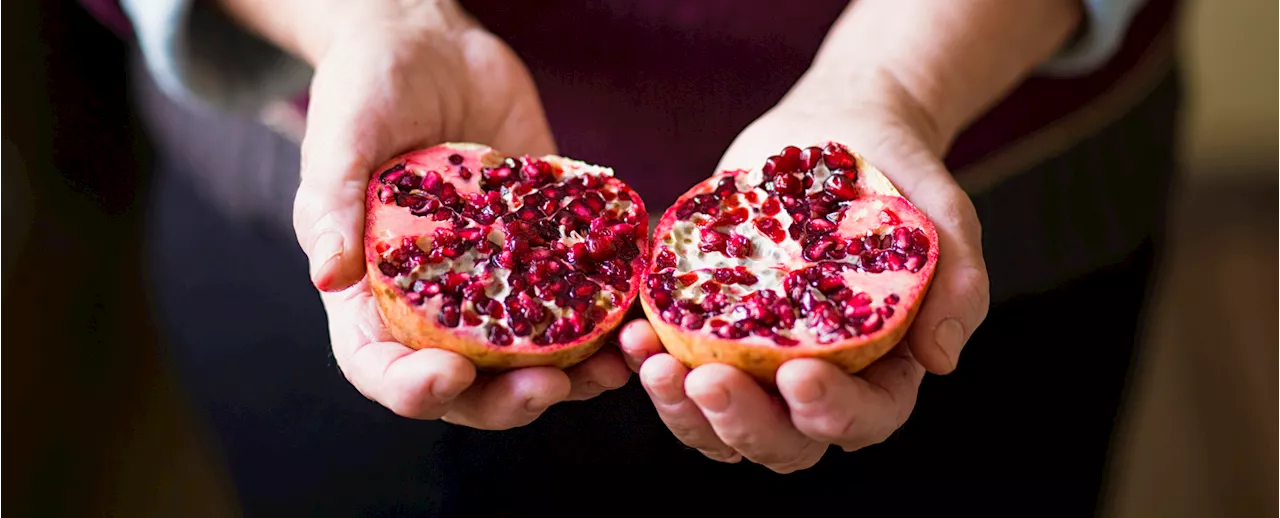 Something In Pomegranates May Help The Brain Stave Off Alzheimer's