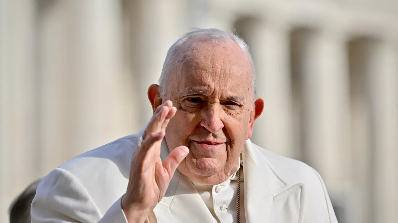 'Hay demasiado mariconeo': el papa Francisco pide a los obispos italianos que no admitan seminarista