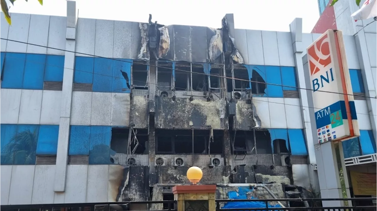 Kronologi Bus Lab Pertamina Picu Gedung Kampus F Trisakti di Cempaka Putih Hangus Terbakar