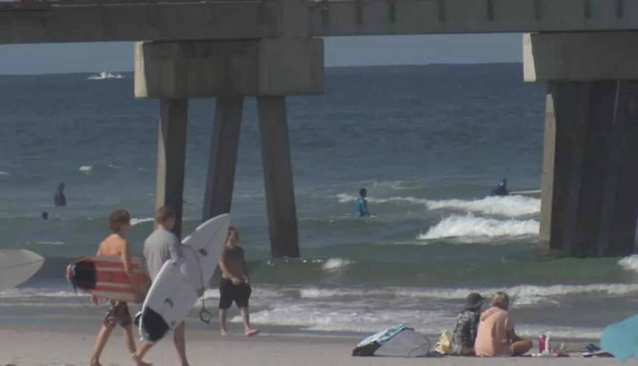 Police out in full force as thousands hit Jacksonville Beach to celebrate Memorial Day