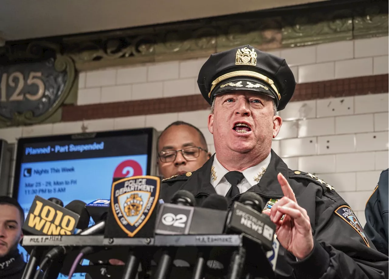 'I like his style': Mayor Adams defends NYPD chief of patrol amid social media controversy |