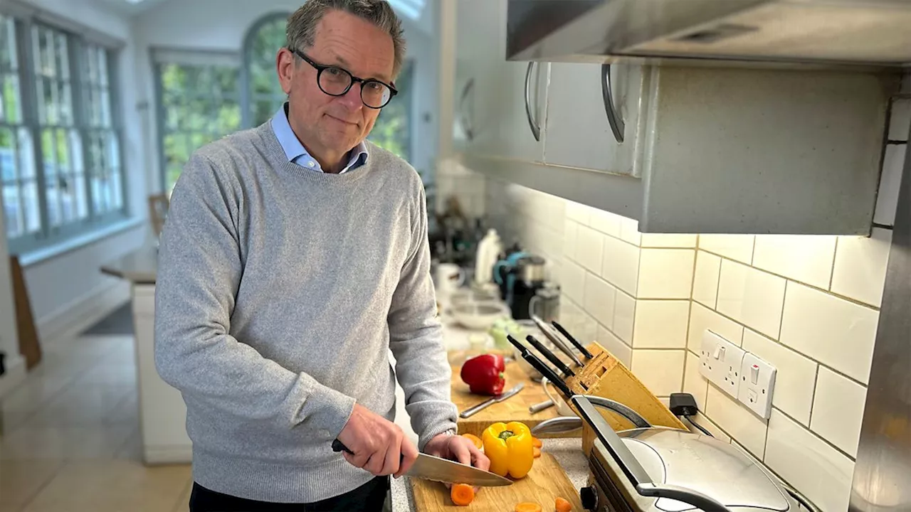 with Michael Mosley - Michael Mosley: Cook from scratch to lose weight and feel happier