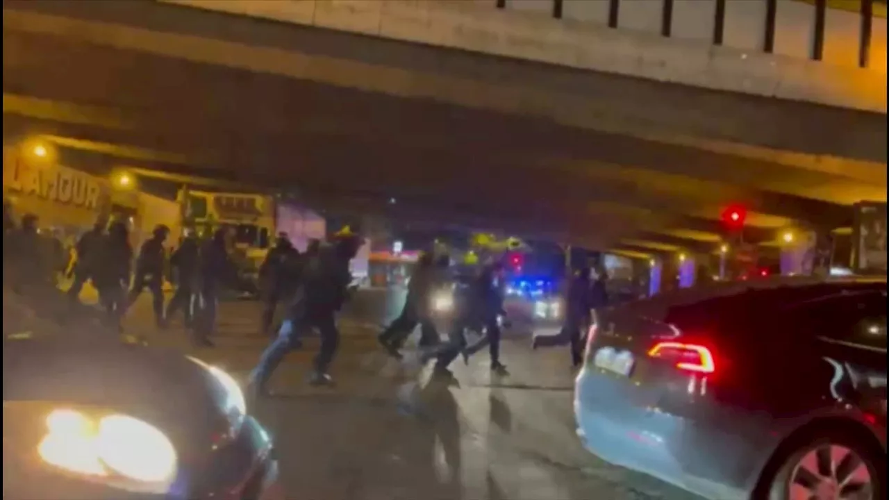 Paris: des personnes manifestent sur le périphérique contre les bombardements israéliens à Rafah