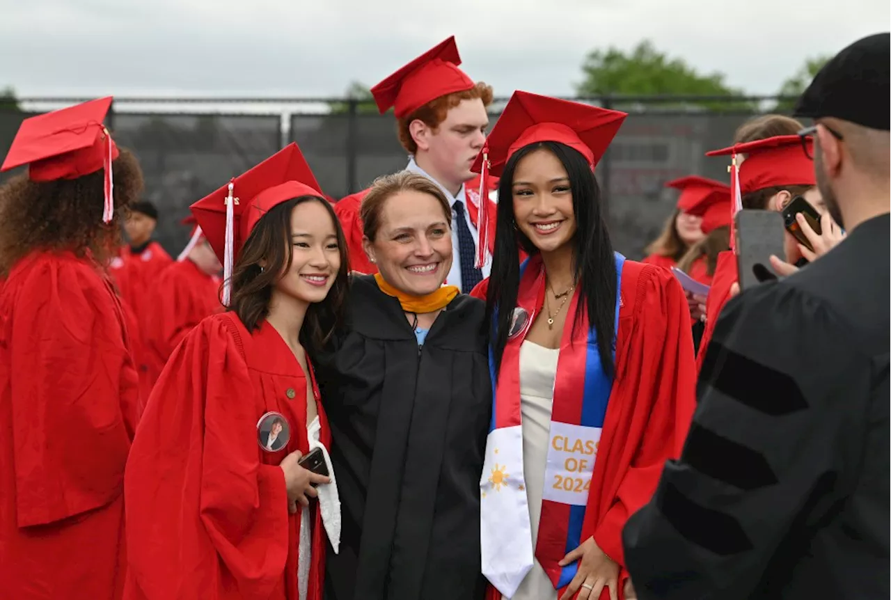 ‘Resilient and persevering’ Niles West class of 2024 graduates