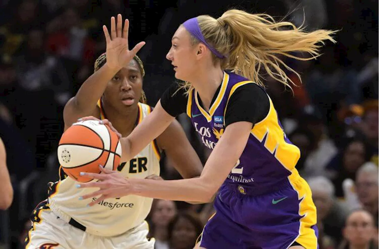 Sparks vs Fever Predictions, Picks, Odds for Tonight's WNBA Game