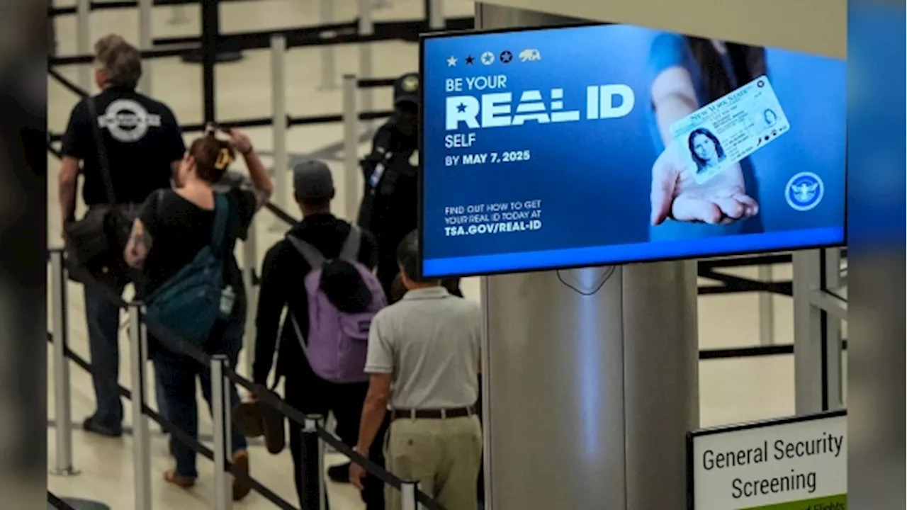 Friday's preholiday travel breaks the record for the most airline travelers screened at US airports