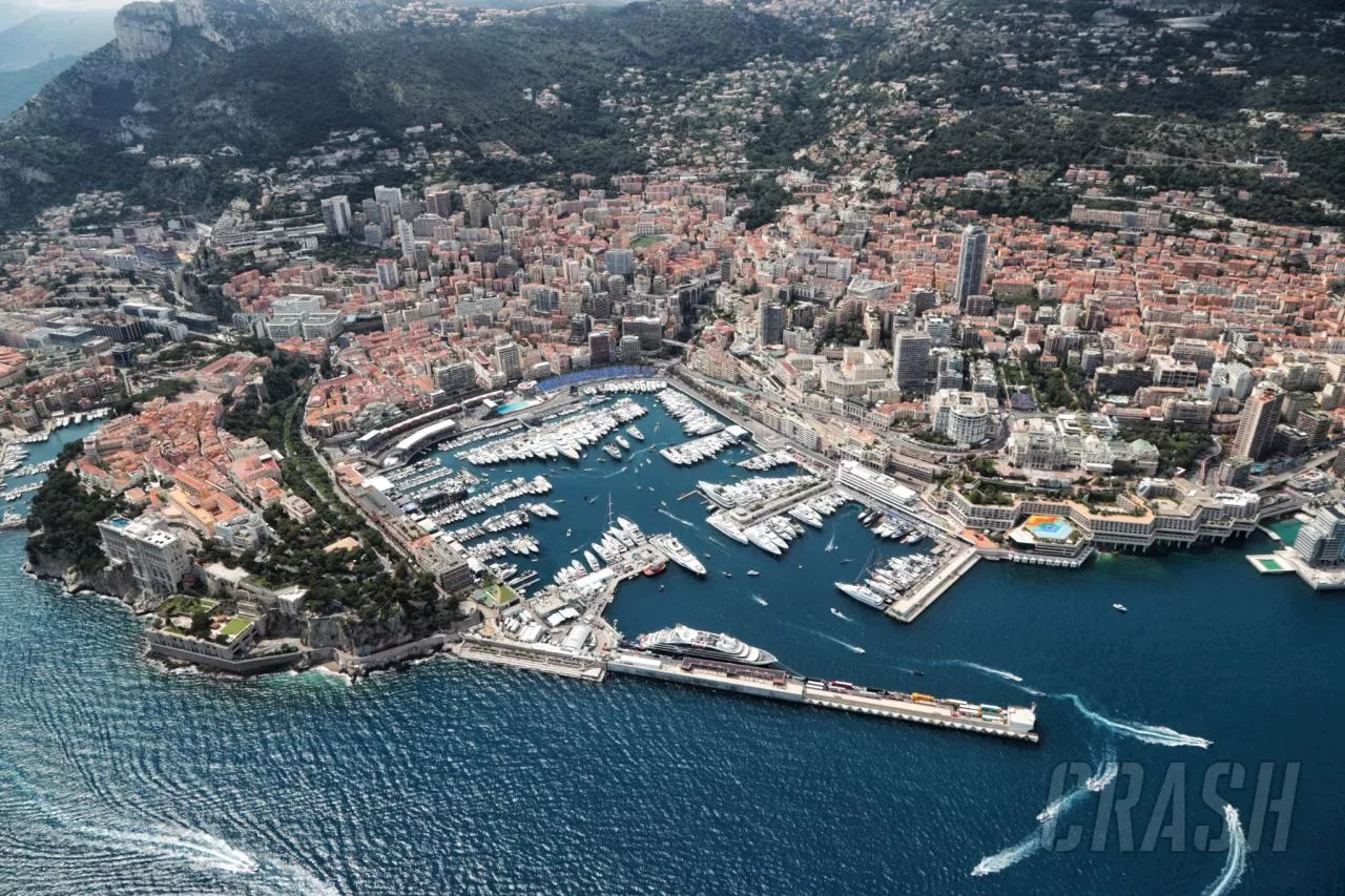 Out-of-control speedboat crashes in Monaco harbour during F1 race weekend