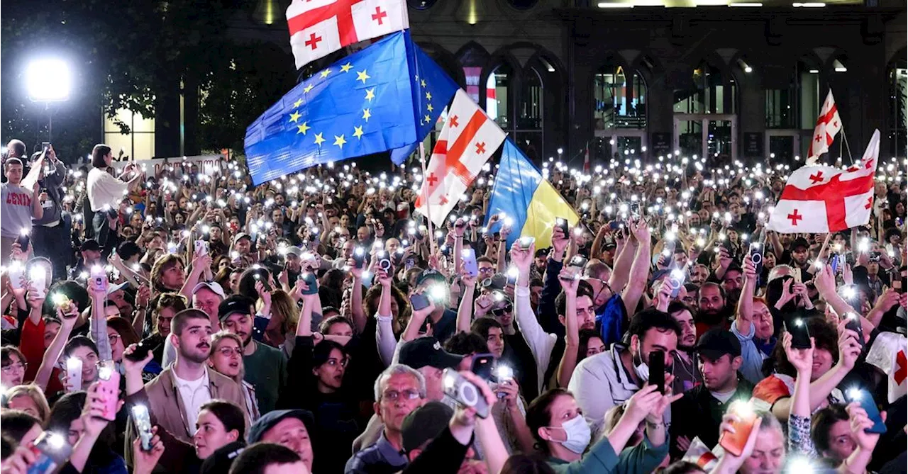 Trotz Protesten und Veto: Georgien beschließt umstrittenes Gesetz