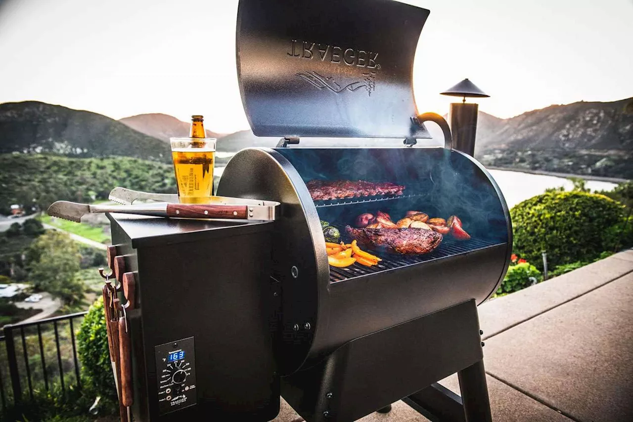 The Best Memorial Day Grill Sales Include Weber, Traeger, and Blackstone Starting from $25