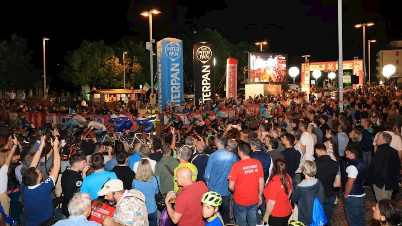 Cycling Stars Criterium: festa Vendrame davanti a Milan e Tiberi