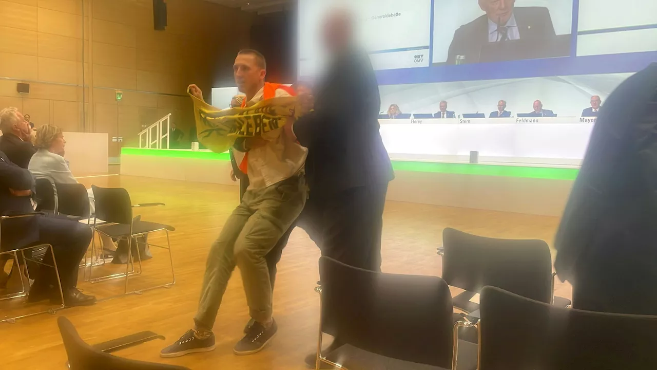 'Mörder': Ex-Ski-Star, Lehrerin bei OMV-Event abgeführt