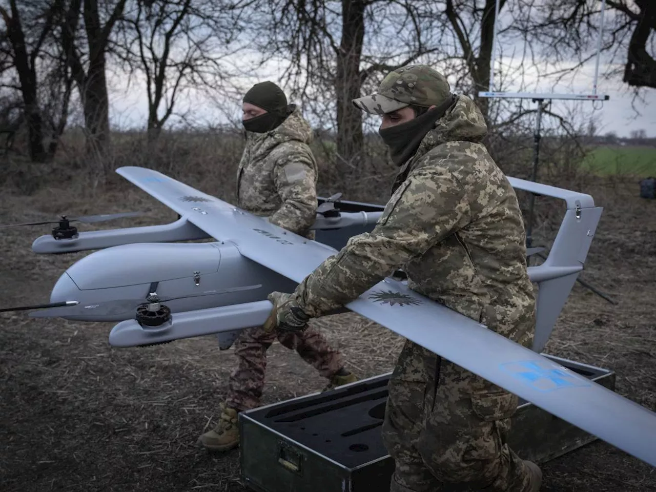 Incursione ucraina nei cieli russi: la difesa di Putin abbatte un drone vicino a Mosca