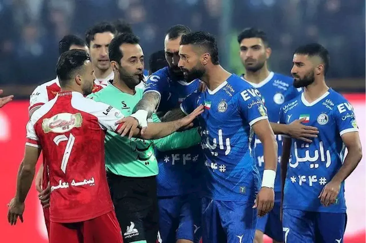 پرسپولیس و استقلال با برد به هفته آخر رفتند/ سقوط نفت قطعی شد