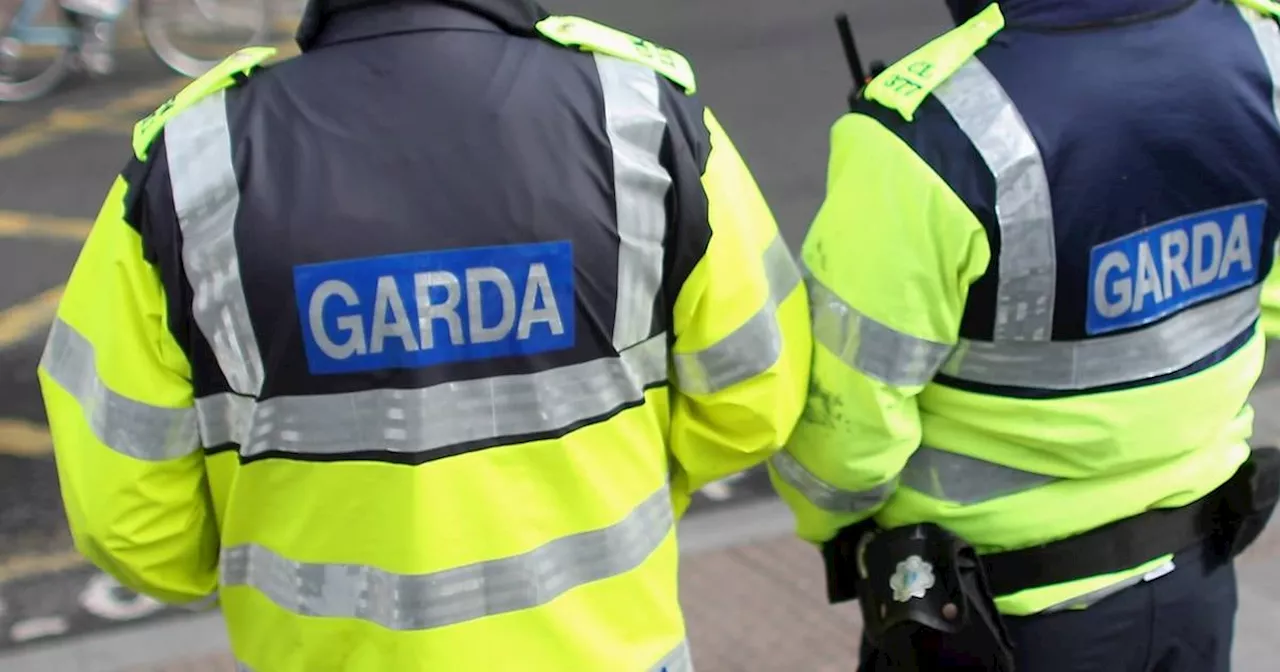 Man arrested over ‘threatening behaviour’ with knife in Dublin city