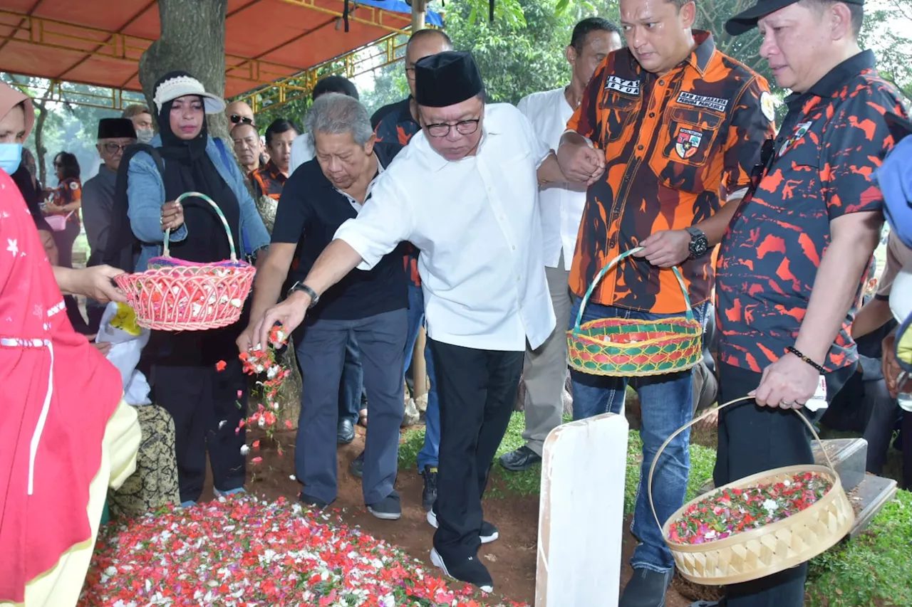 Antar Muhammad Umar ke Peristirahatan Terakhir, OSO: Almarhum Selalu Bantu Teman Susah