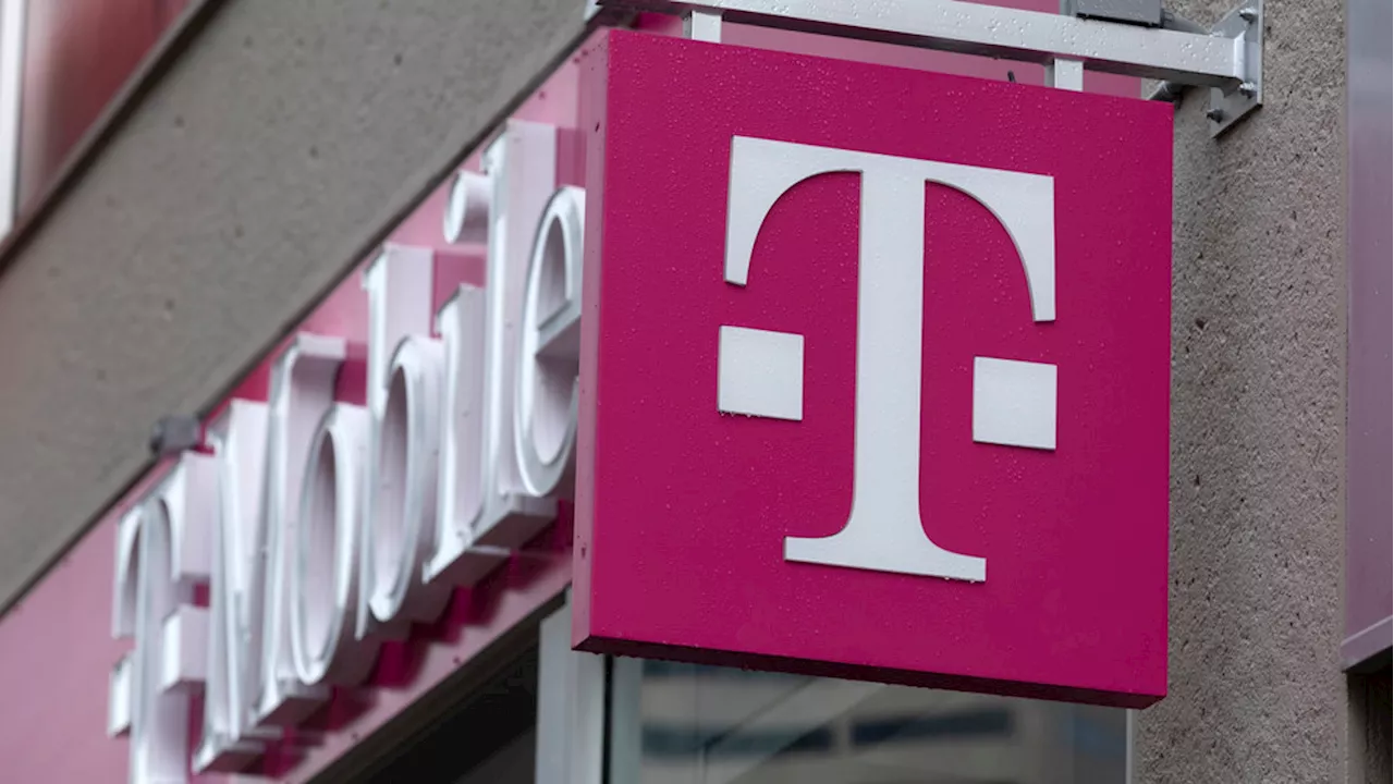 T-Mobile to buy almost all of US Cellular in deal worth $4.4 billion with debt