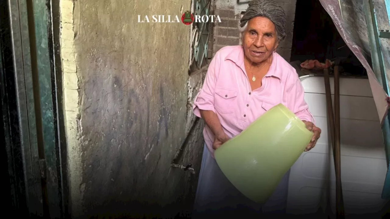 Crisis de agua en Chimalhuacán: &quot;Las pipas del gobierno nunca llegan&quot;