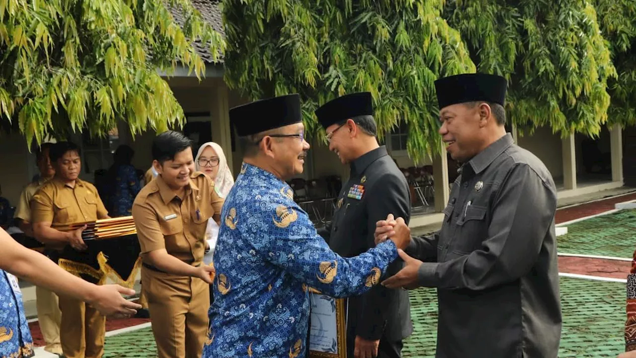 Birokrat Inspiratif Sederhana, Eman Suherman Raih Dukungan Warga Maju Pilbup Majalengka 2024