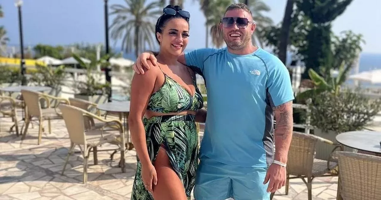 Man so fussy he takes £300 'English' food on holiday