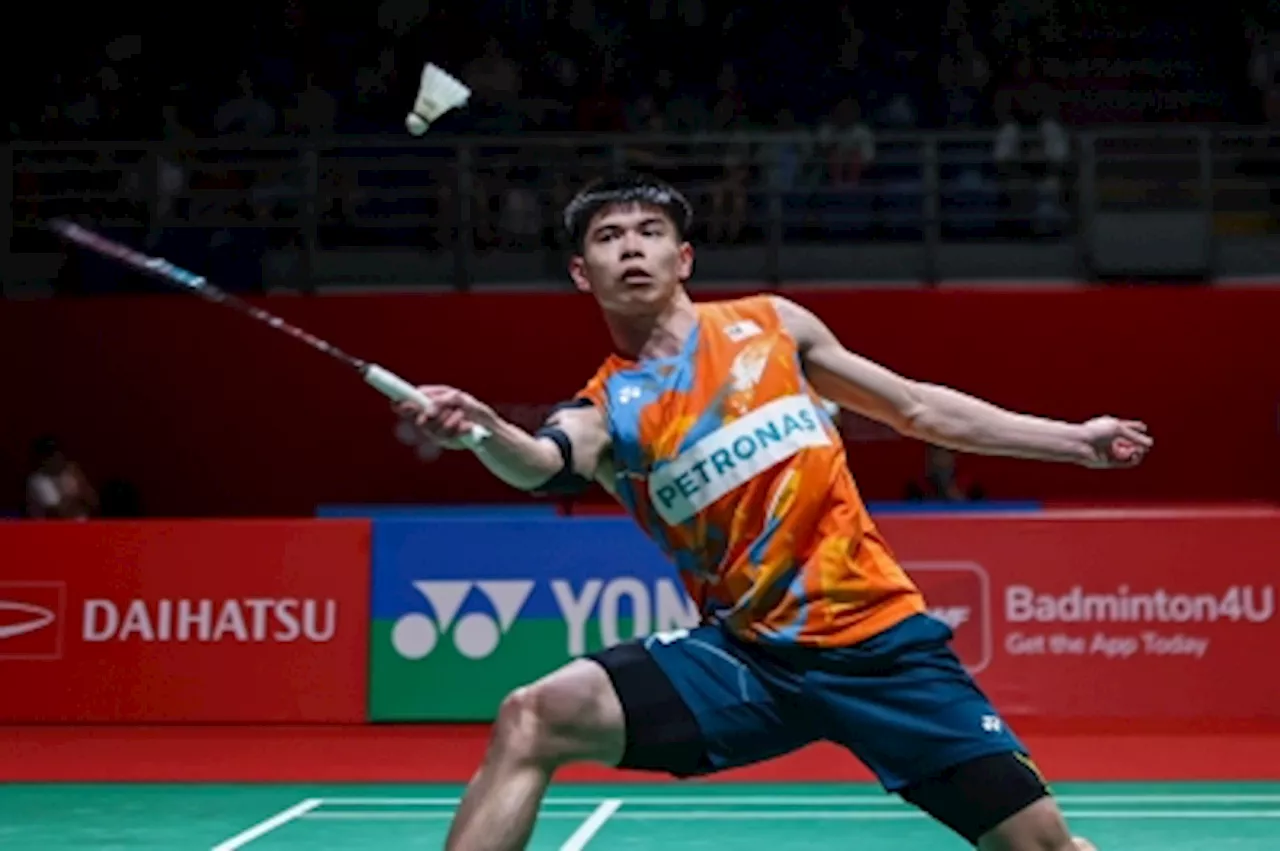 Singapore Open: Jun Hao, two national doubles pairs advance to second round