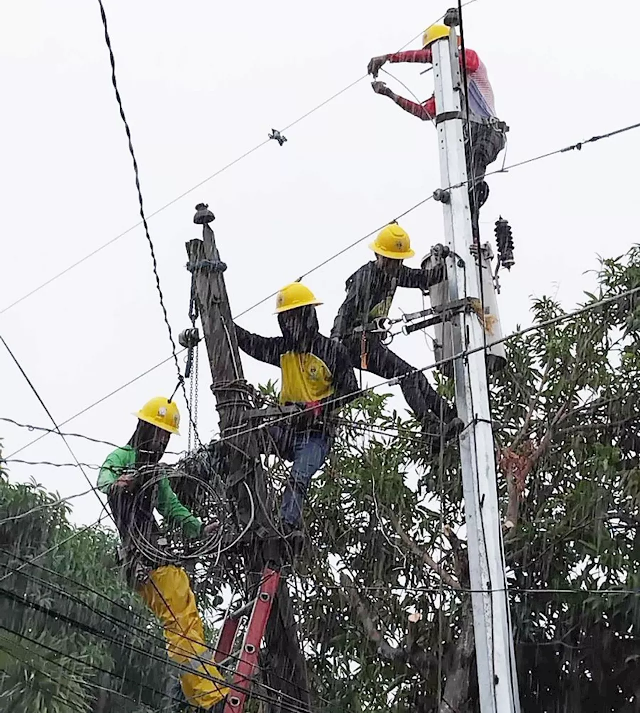 Western Visayas power rates to drop in June