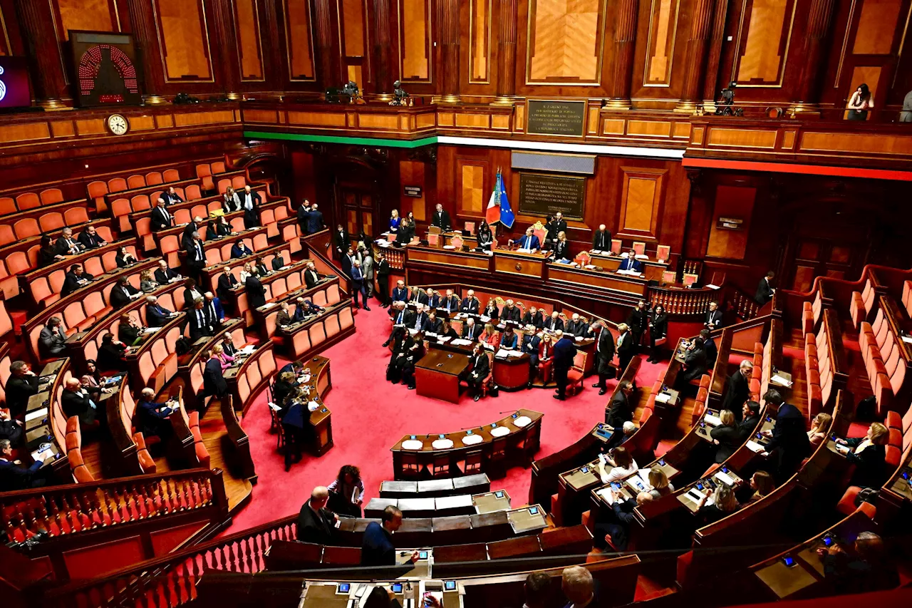 Premierato, ok al primo articolo: aboliti i senatori a vita