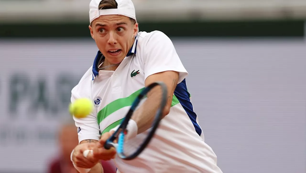 Roland Garros : Arthur Cazaux n’a pas résisté à l’expérimenté terrien Tomas Martin Etcheverry au premier tour