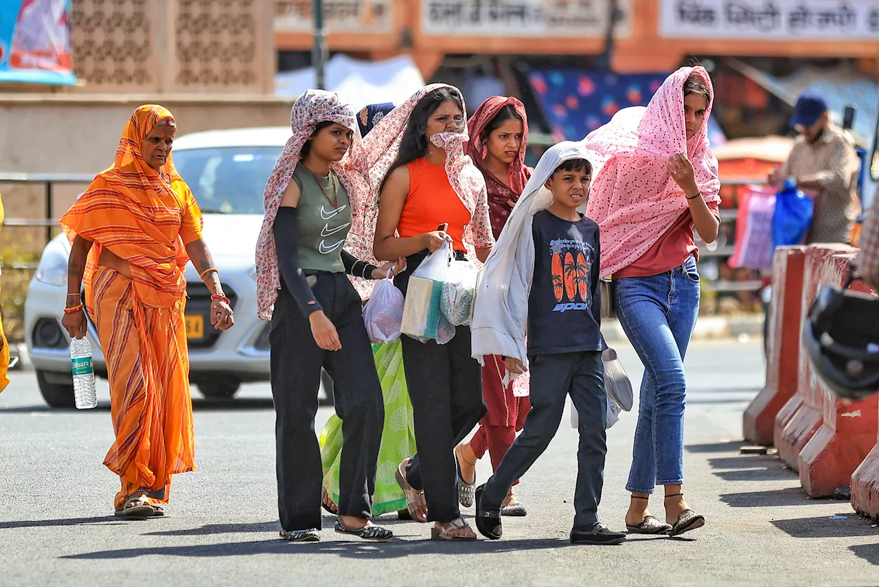 Delhi Temperature: दिल्ली-नोएडावालों को और तपाएगा जून, जानिए क्या है मौसम विभाग की भविष्यवाणी