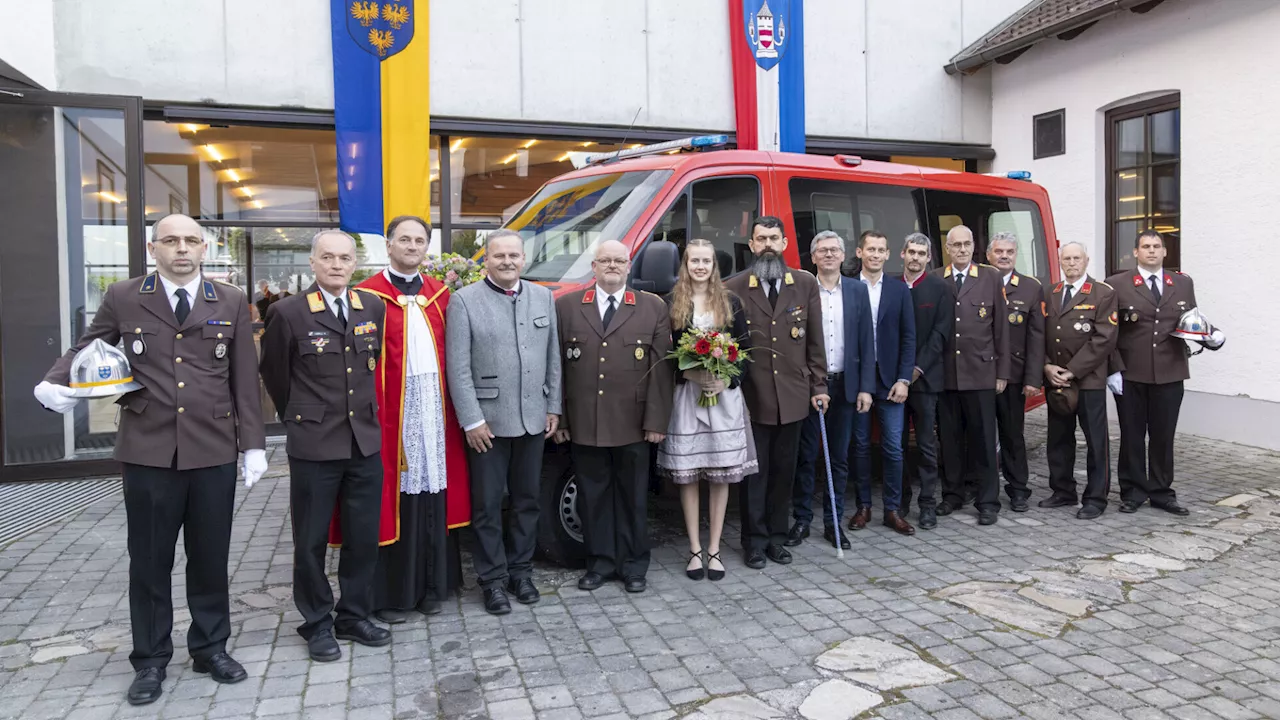 Neues Einsatzfahrzeug für die Feuerwehr Thaya gesegnet