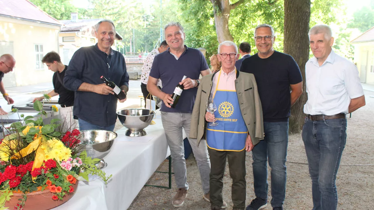 Schloss Wolkersdorf: Wein genießen und Gutes tun