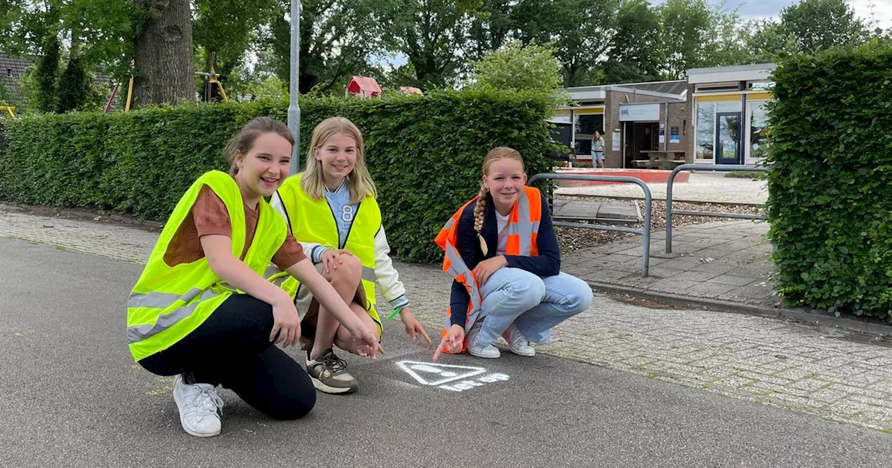 Verkeerssituatie rondom basisscholen 'onveilig': kinderraad Borger-Odoorn komt in actie