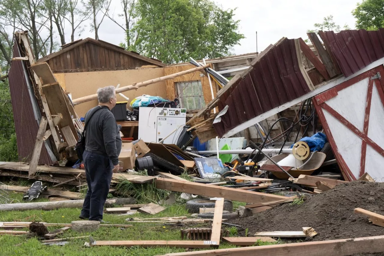 Quebec homeowner recalls moment tornado hit farmhouse west of Montreal