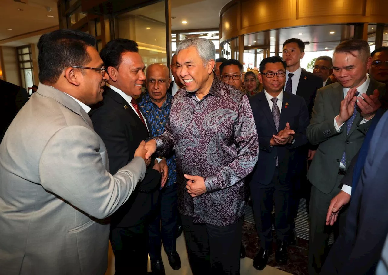 Zahid arrives in Beijing, last stop in official China trip