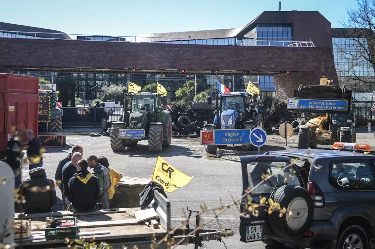 Colère des agriculteurs : des tracteurs français et espagnols veulent bloquer les frontières pyrénéennes lundi 3 juin