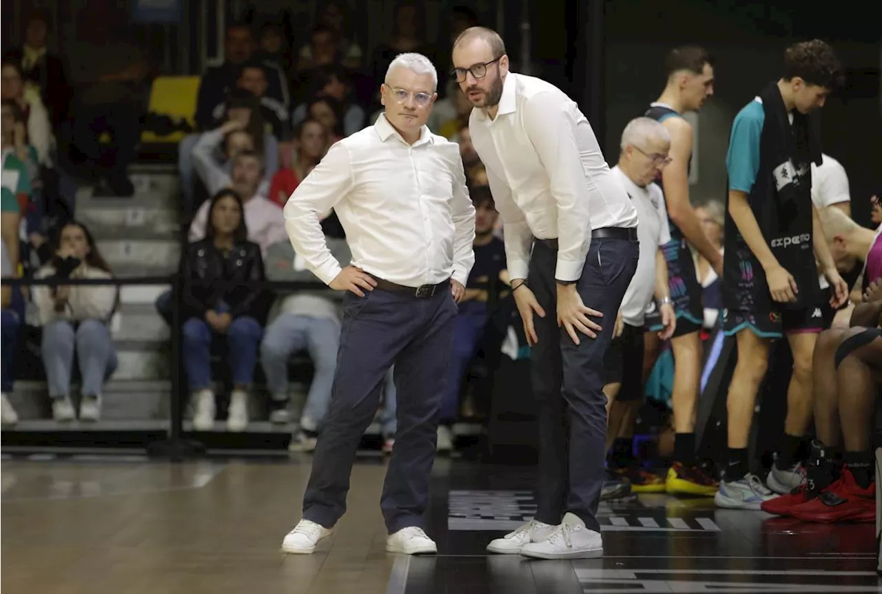 « Des choix dans l’urgence » : le rythme d’enfer des entraîneurs de basket-ball