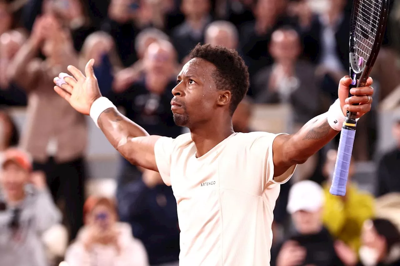 Roland-Garros : Monfils fait le show en session de nuit et rejoint le deuxième tour