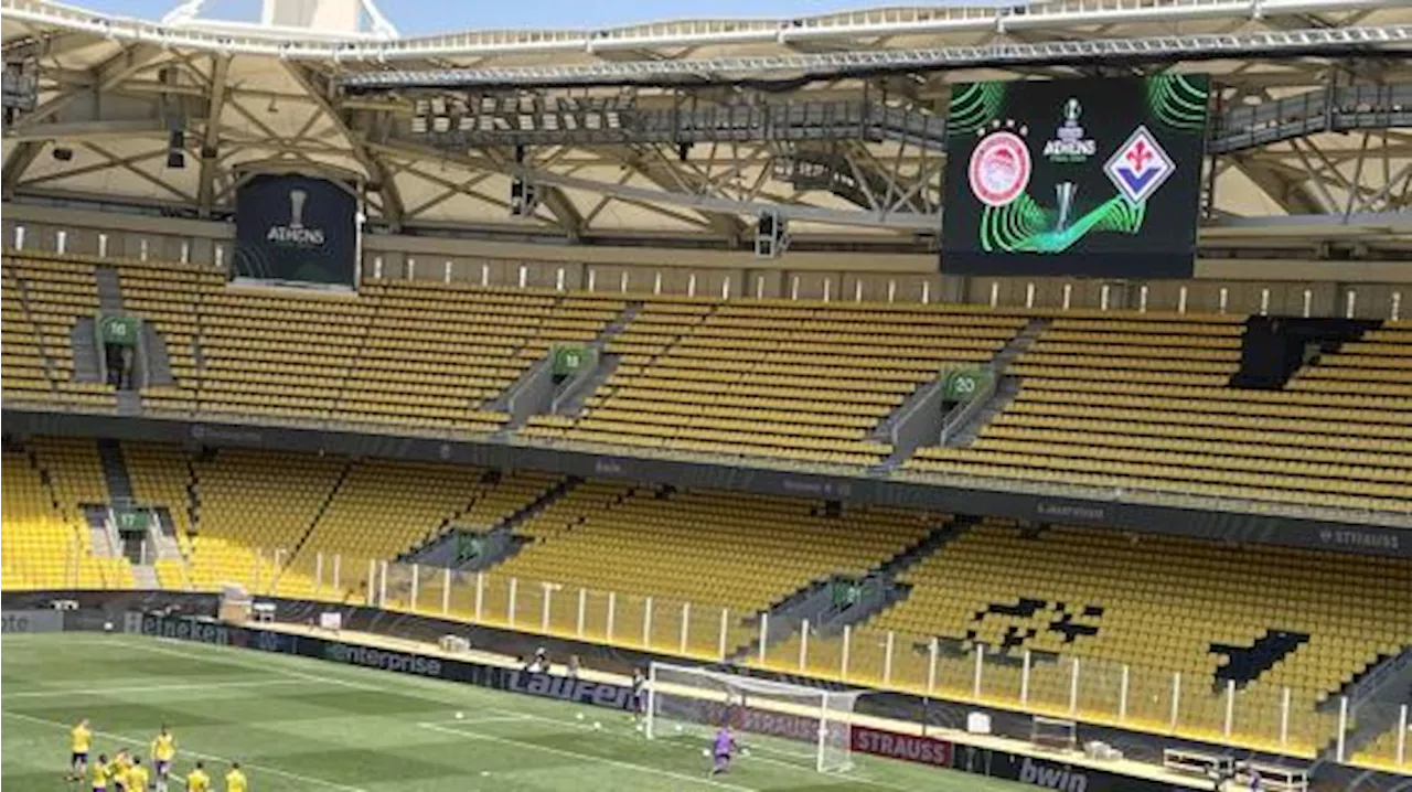 Fiorentina, la rifinitura prima della finale di Conference League allo stadio di Atene