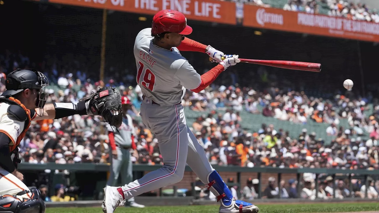 Castellanos, Schwarber HR, Sánchez works 6 strong innings as Phillies beat Giants to end 3-game skid