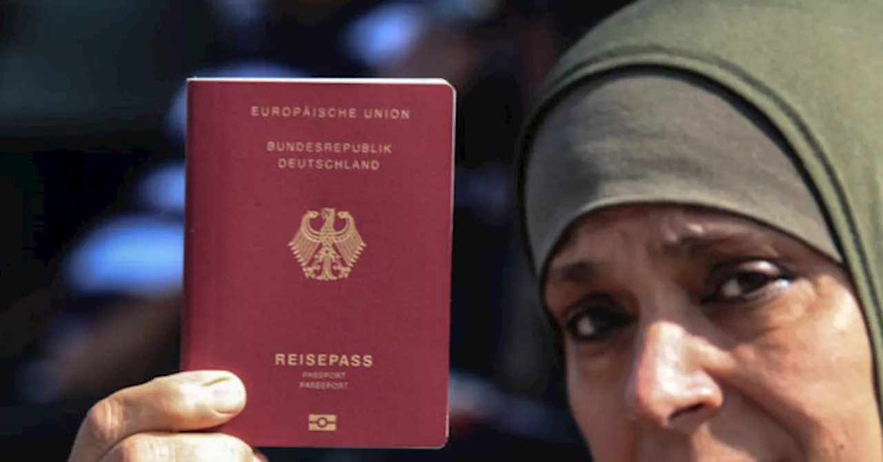 Number of New German Citizenships Being Handed Out Hits Another High, Large Numbers of Syrians