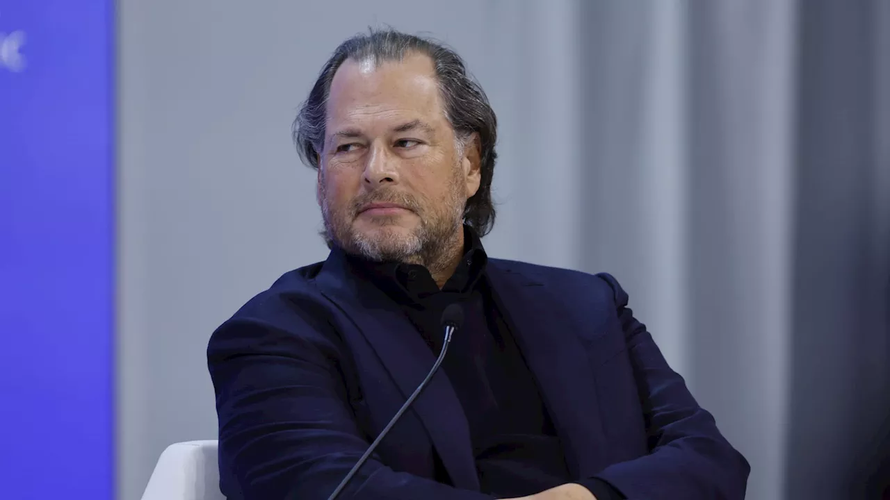 Salesforce shares plunge 17% on revenue miss, weak forecast