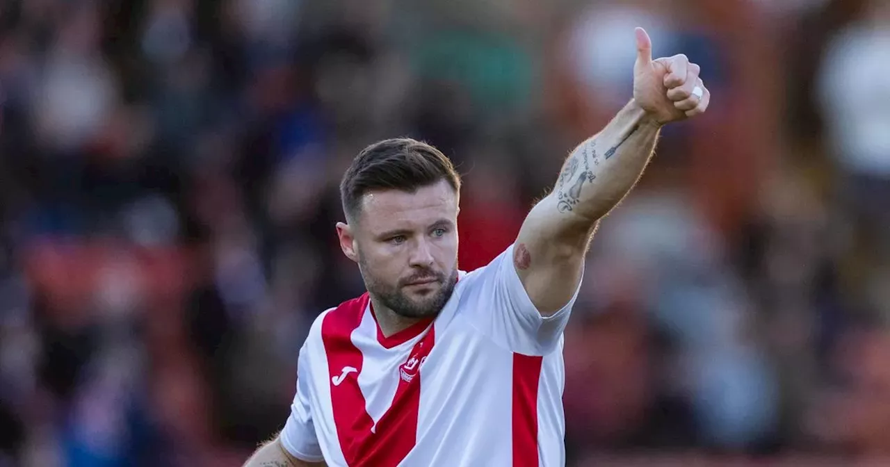 Raith Rovers boss Ian Murray was a huge draw for Airdrie No.2