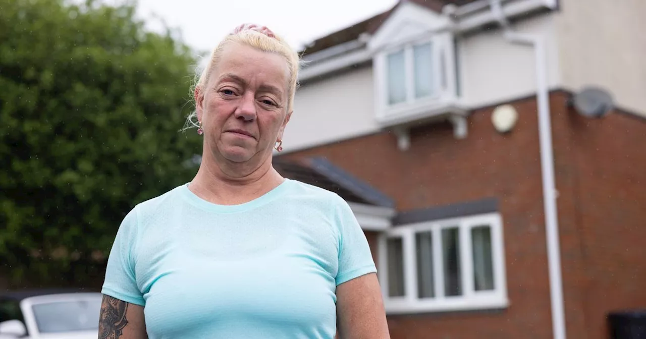 Desperate mum rings 999 after her ceiling collapses