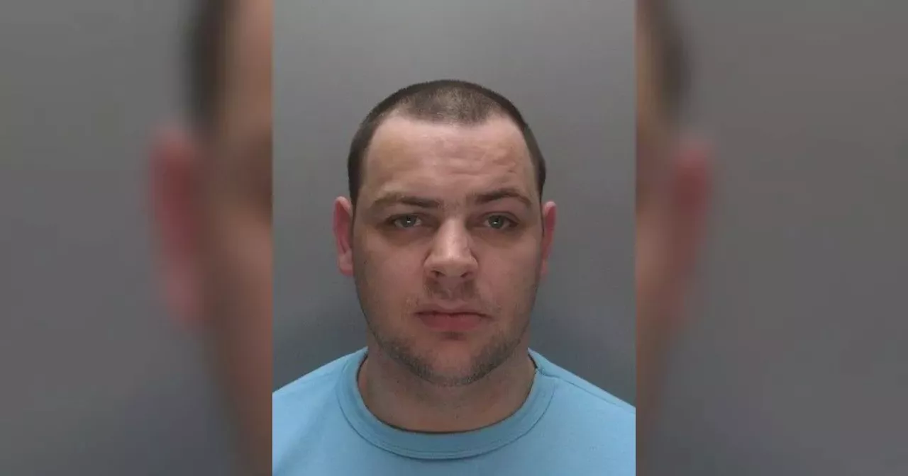 Police update on manhunt for gangster Daniel Gee