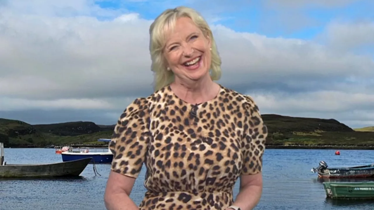 Carol Kirkwood 'surprised' by BBC Breakfast co-stars' gesture in live TV moment