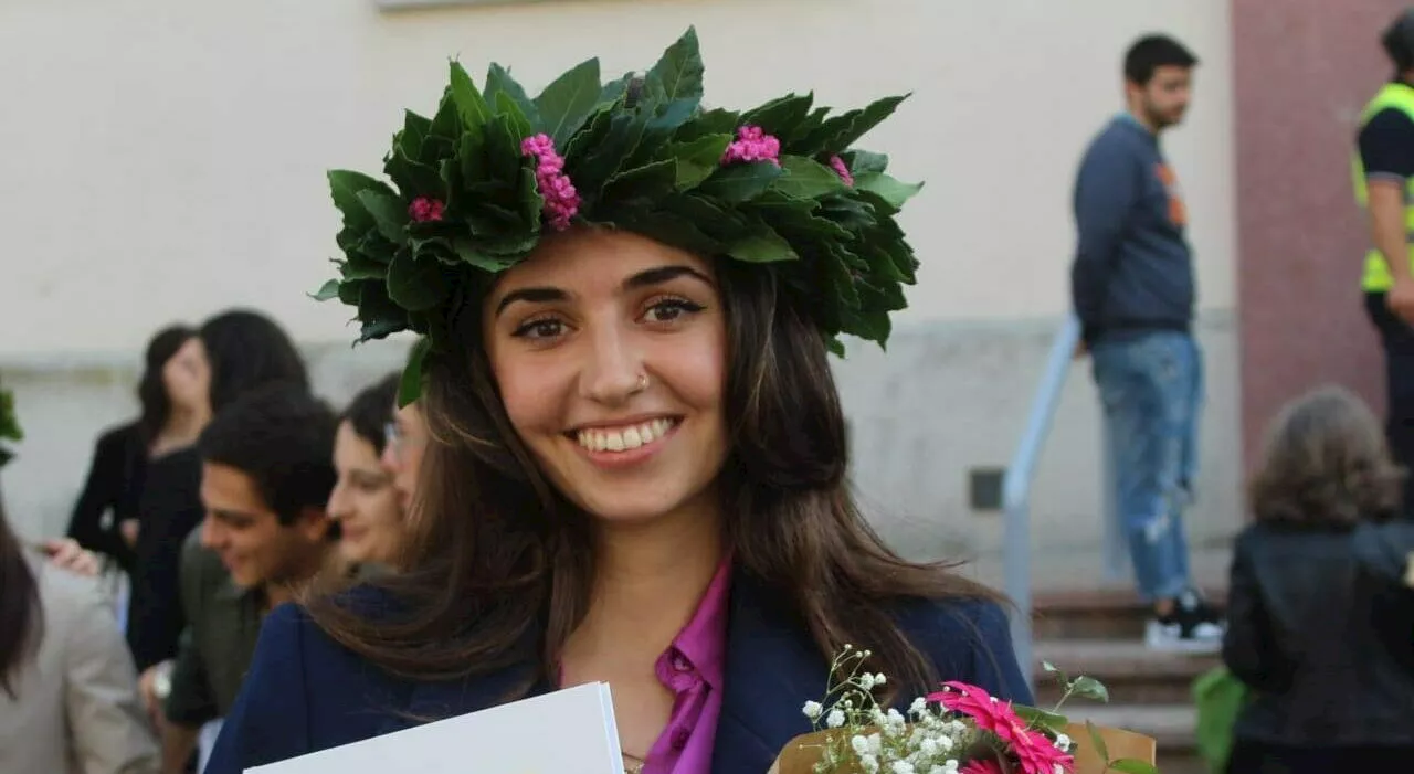 Lara Ponticiello morta di meningite fulminante a 23 anni: era a Berlino per l'Erasmus