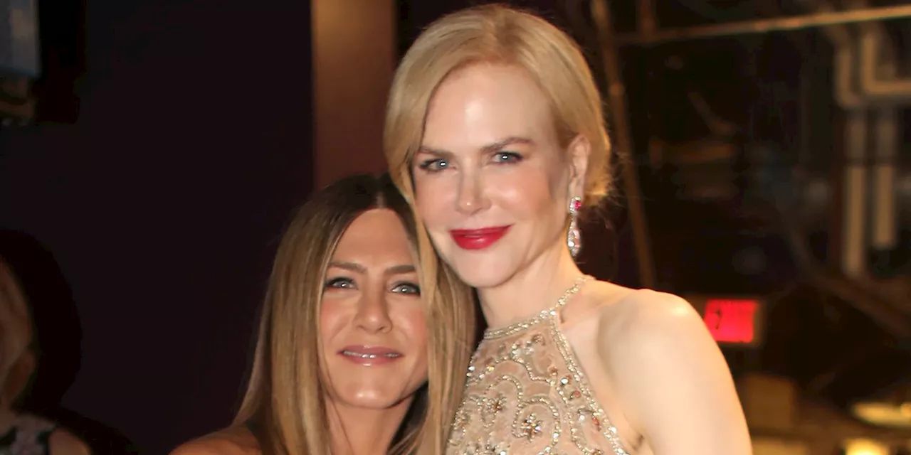 Jennifer Aniston Said Nicole Kidman Helped Her Through 'Hard Things' While Filming 'Just Go With It'