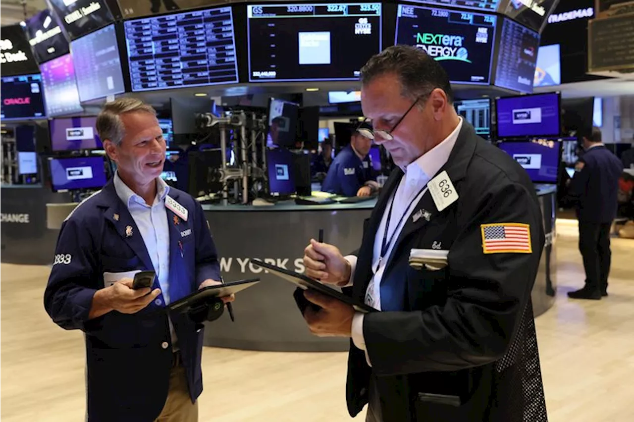 Stock Market Today: Dow closes lower on rising yields, plunge in American Airlines