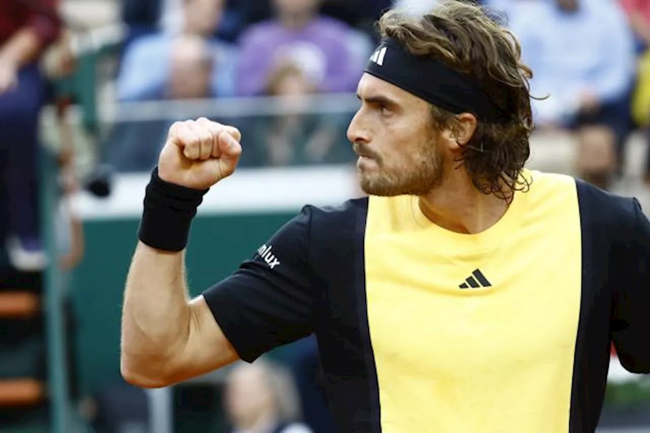 Stefanos Tsitsipas file au 3e tour à Roland-Garros